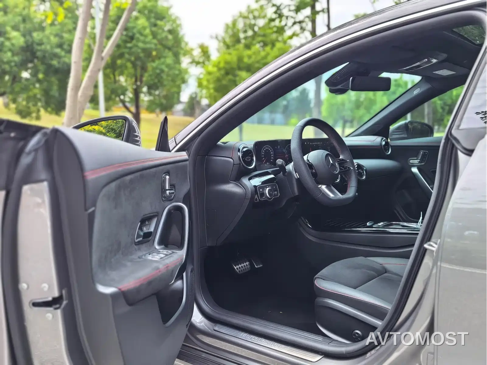 Mercedes-Benz CLA (Import) 2026 CLA 200 Shooting Brake — фото 5