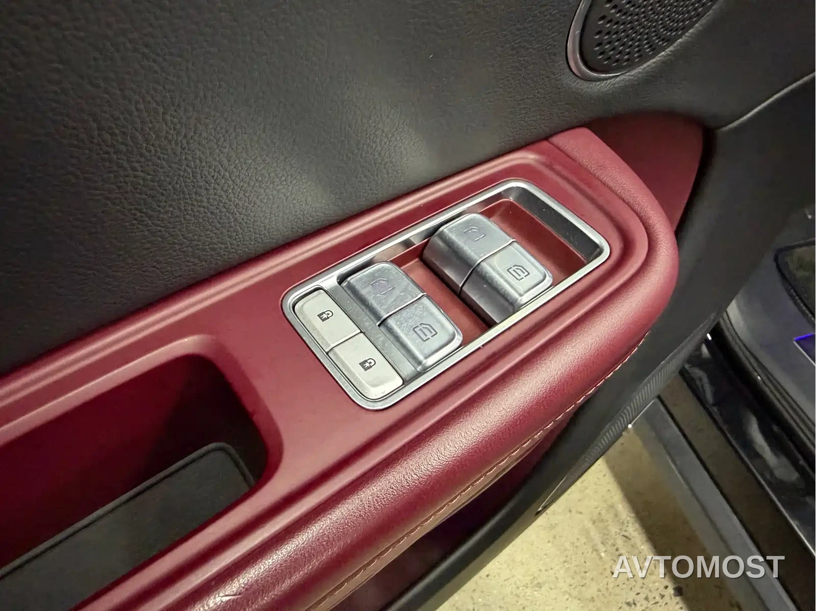 Hongqi E-HS9 2021 460km Flagship Comfort 6-seater — фото 25