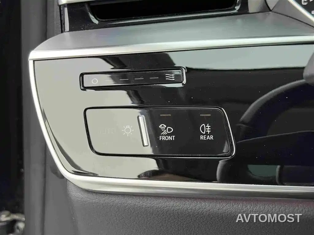 Audi A8 2021 A8L 50 TFSI quattro Comfort — фото 14