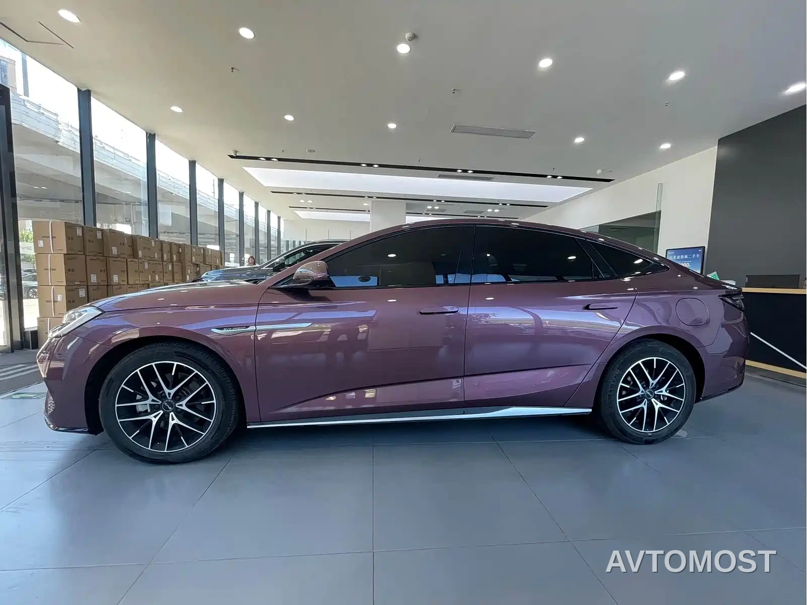 BYD Seal 2023 DM-i 1.5T 121km Flagship — фото 4