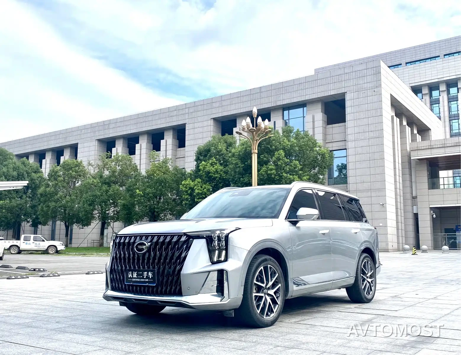 GAC Trumpchi GS8 2022 Dual Engine Series 2.0TM 2WD Premium Edition (6-Seater) — фото 1