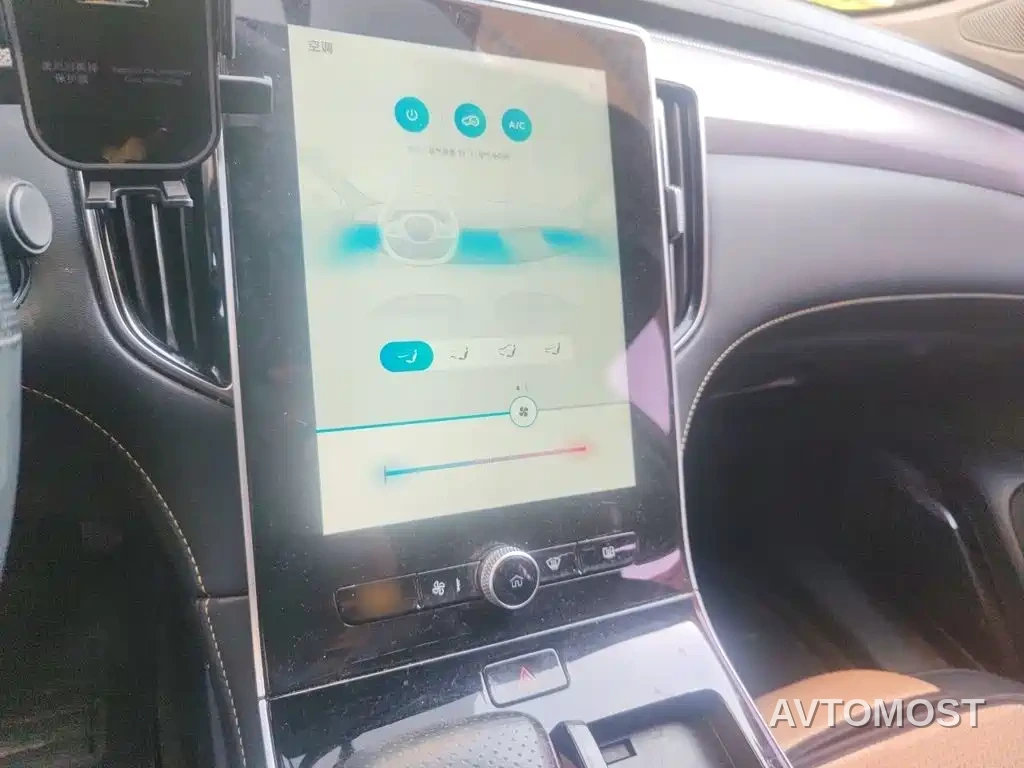 Roewe i6 MAX EV 2020 Model 1.5T PHEV Cool Edition — фото 5