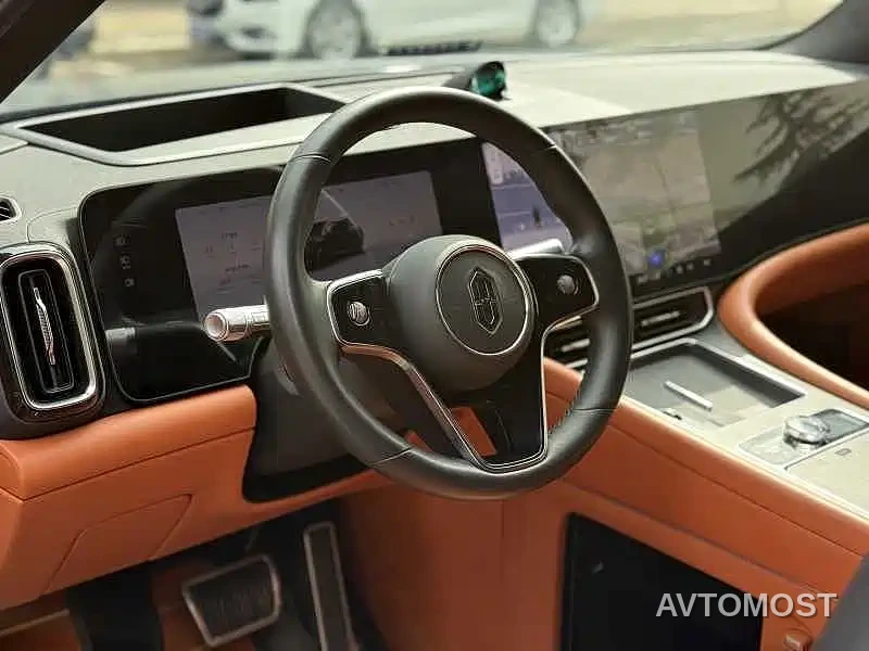 AITO M9 2024 Range Extender Max Edition 42kWh 6-seater — фото 4