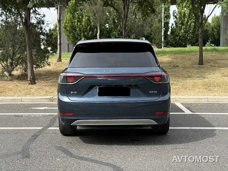 AITO M9 2024 Range Extender Max Edition 42kWh 6-seater — фото 8