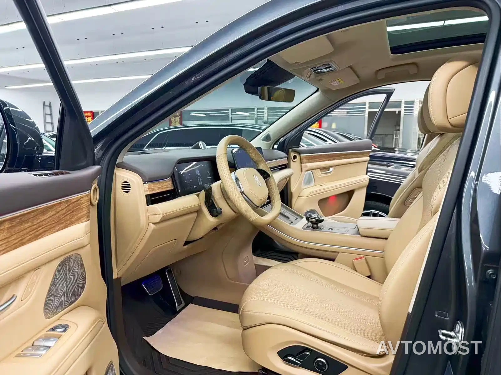 AITO M7 2024 1.5T Smart AWD Max Edition 5-Seater — фото 5