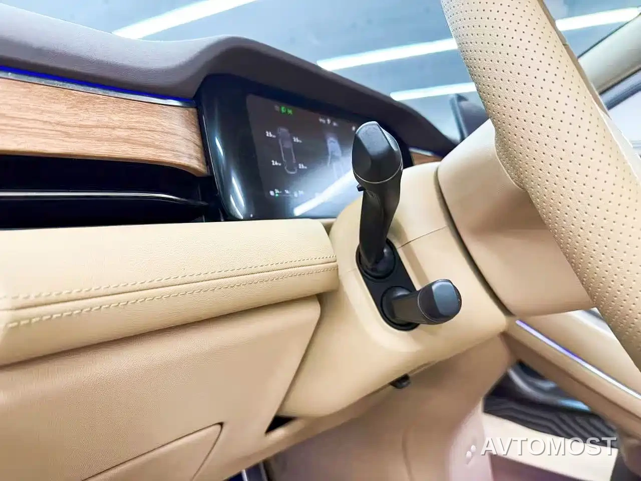 AITO M7 2024 1.5T Smart AWD Max Edition 5-Seater — фото 10