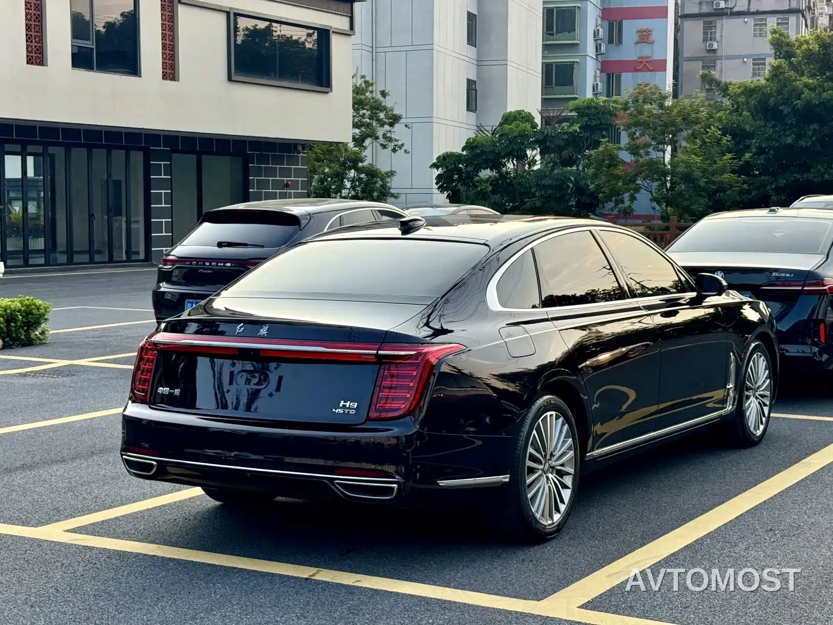 Hongqi H9 2023 Model 2.0T Smart Connect Flagship Edition — фото 8