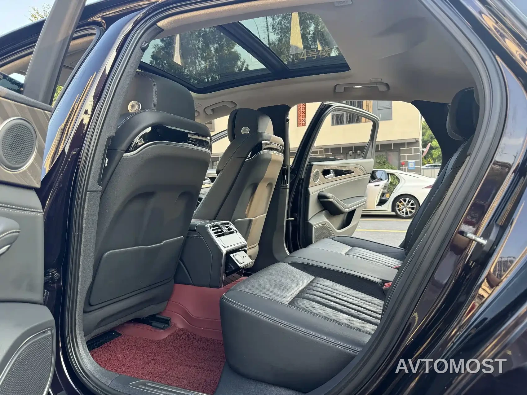 Hongqi H9 2023 Model 2.0T Smart Connect Flagship Edition — фото 10