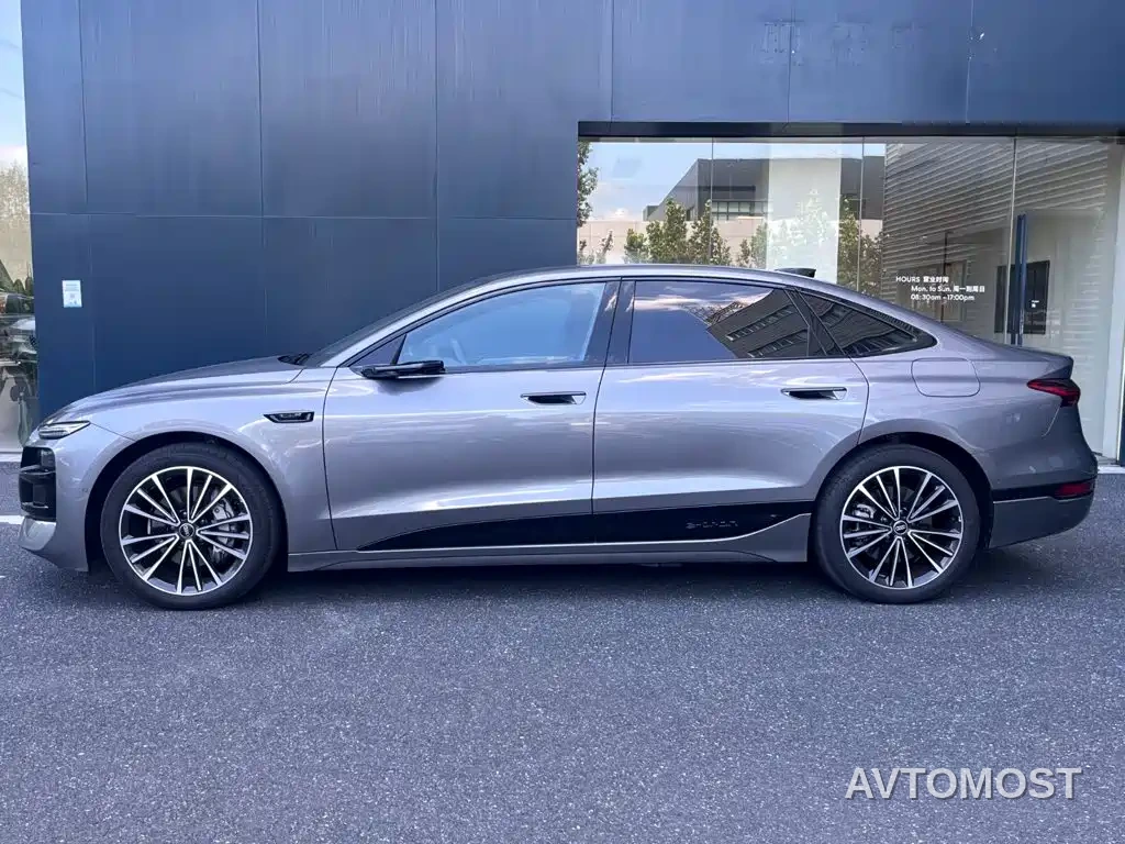 Audi A6L e-tron 2026 Model Pioneer Edition — фото 4
