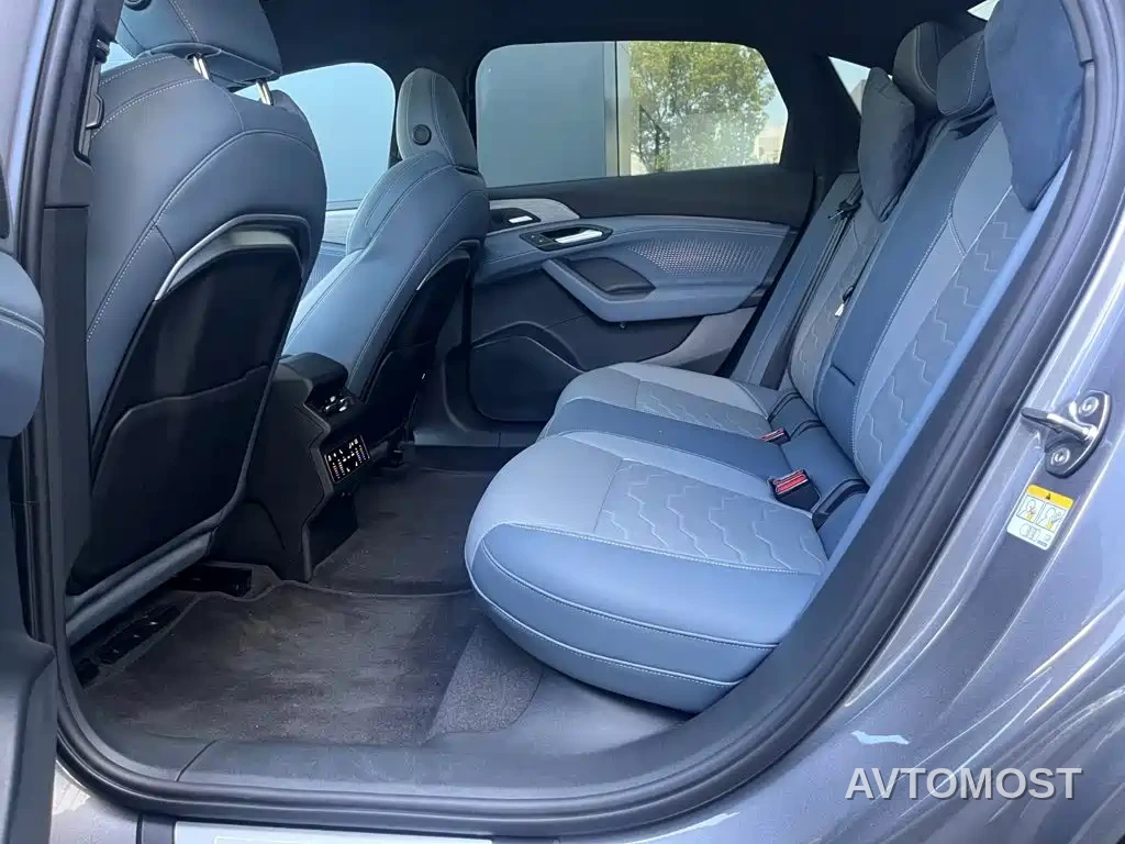 Audi A6L e-tron 2026 Model Pioneer Edition — фото 8
