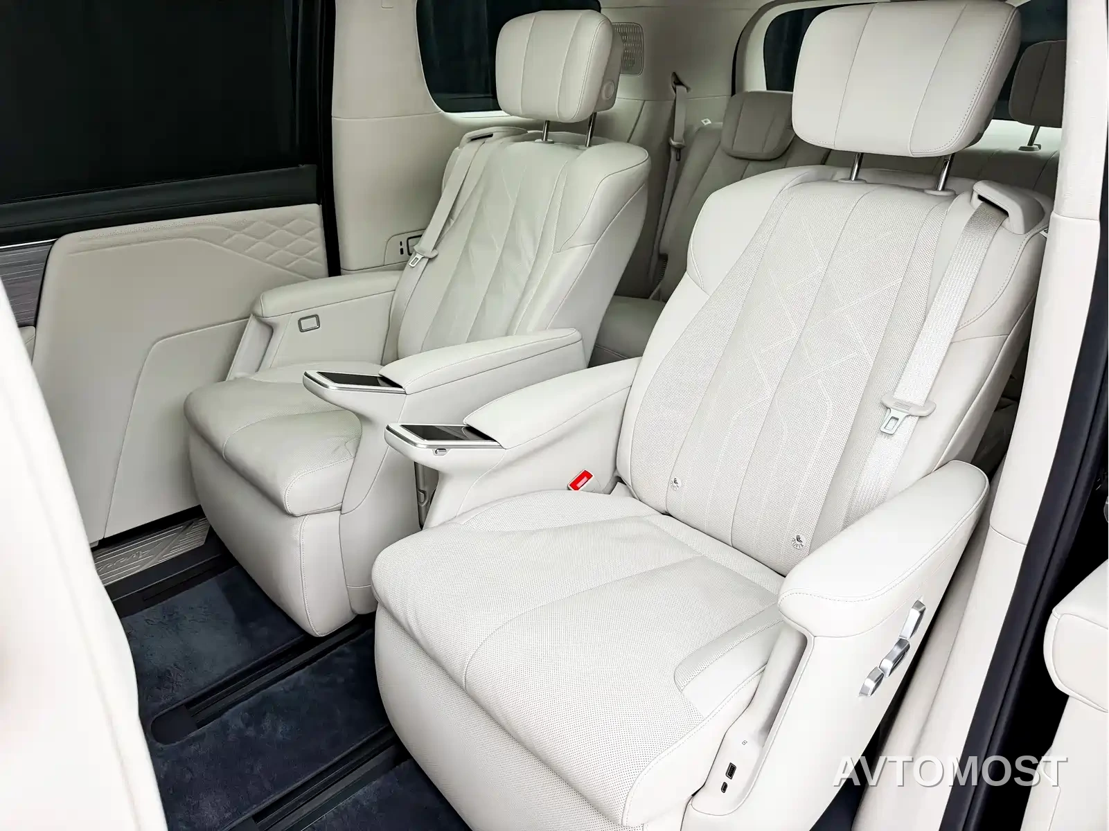 Buick Zhijing Shijia 2026 Model PHEV Base Version — фото 6