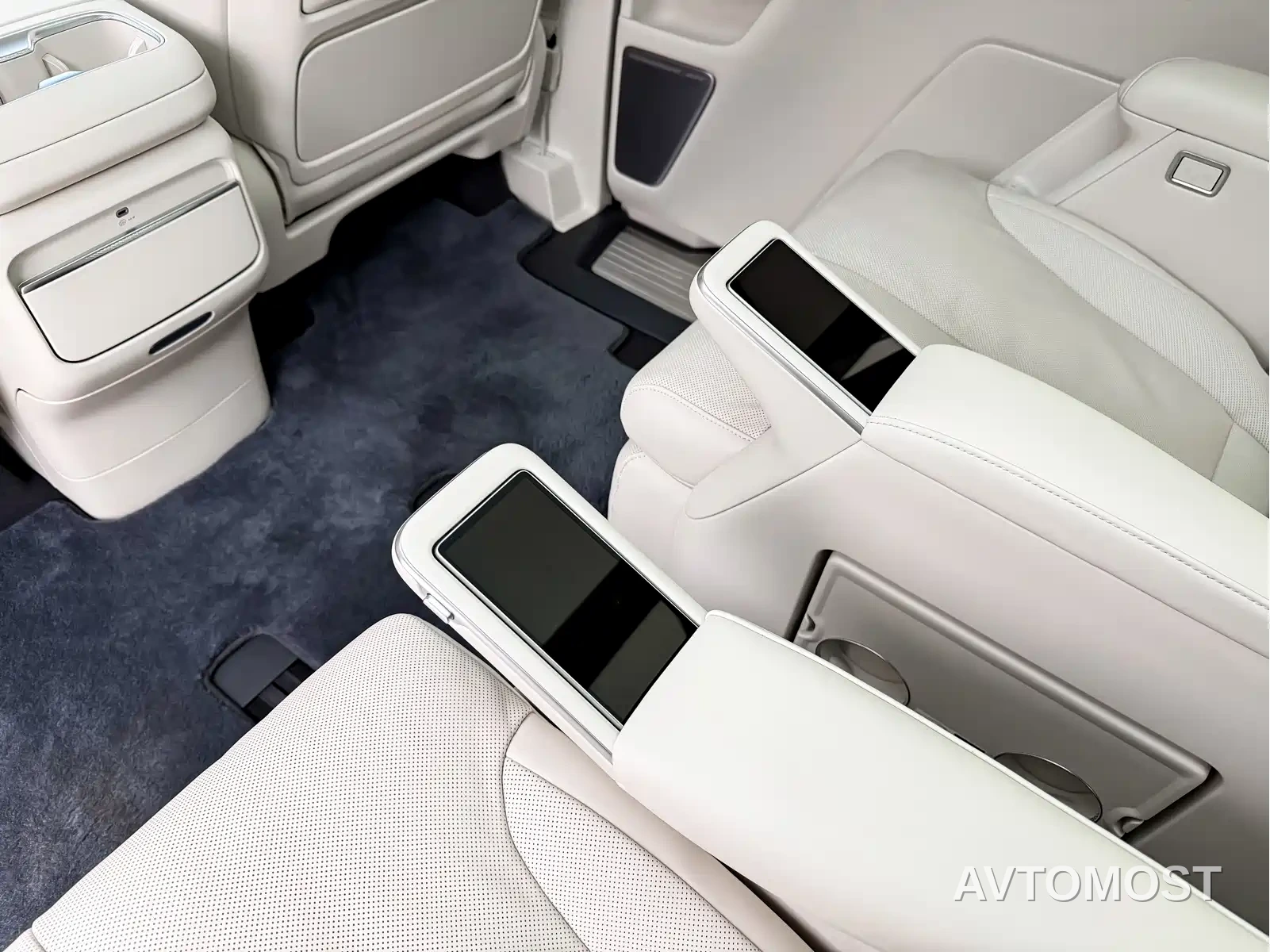 Buick Zhijing Shijia 2026 Model PHEV Base Version — фото 7