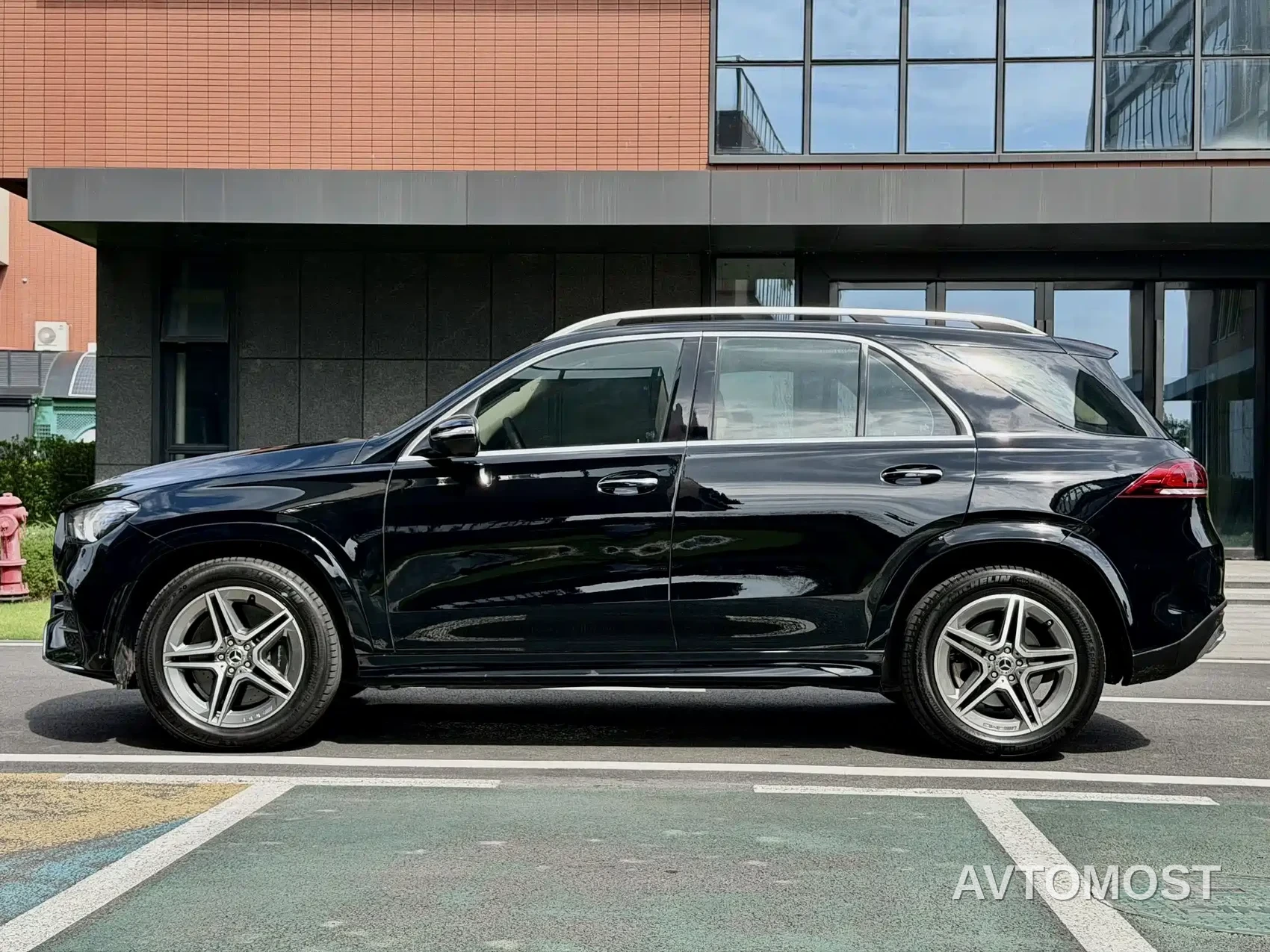 Mercedes-Benz GLE 2024 Facelift GLE 350 4MATIC Fashion — фото 6