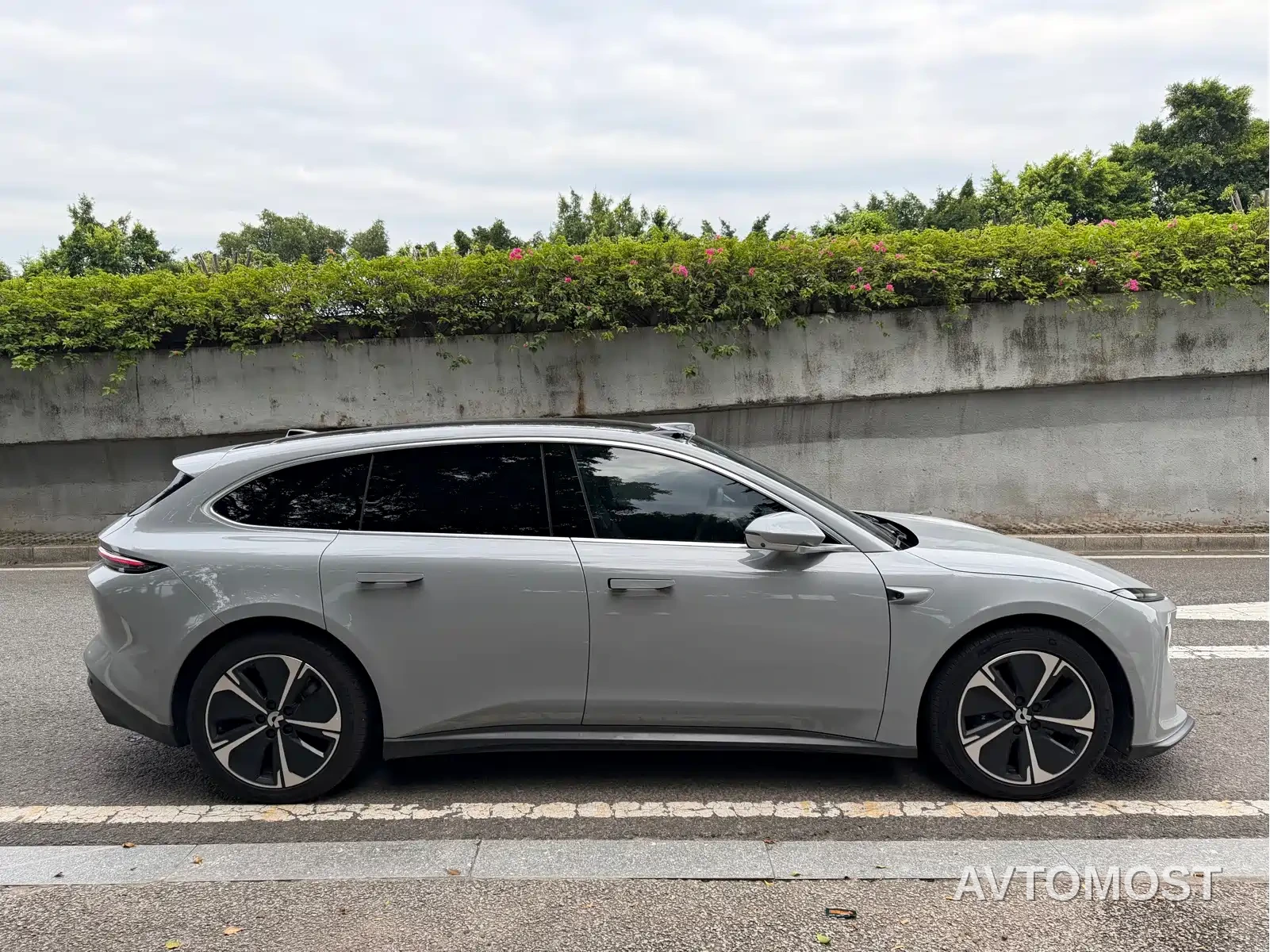 NIO ET5T 2024 75kWh Touring — фото 5