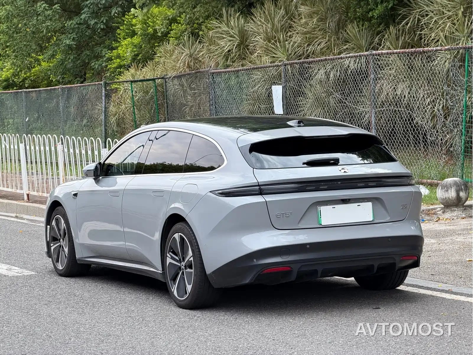 NIO ET5T 2024 75kWh Touring — фото 7