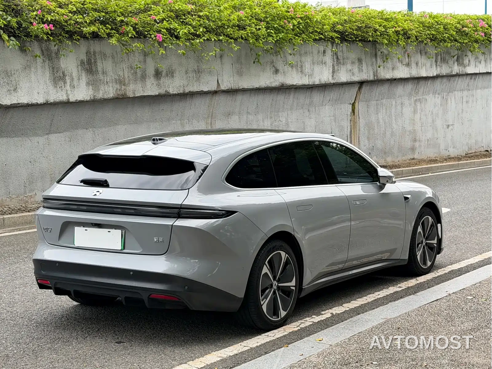 NIO ET5T 2024 75kWh Touring — фото 8