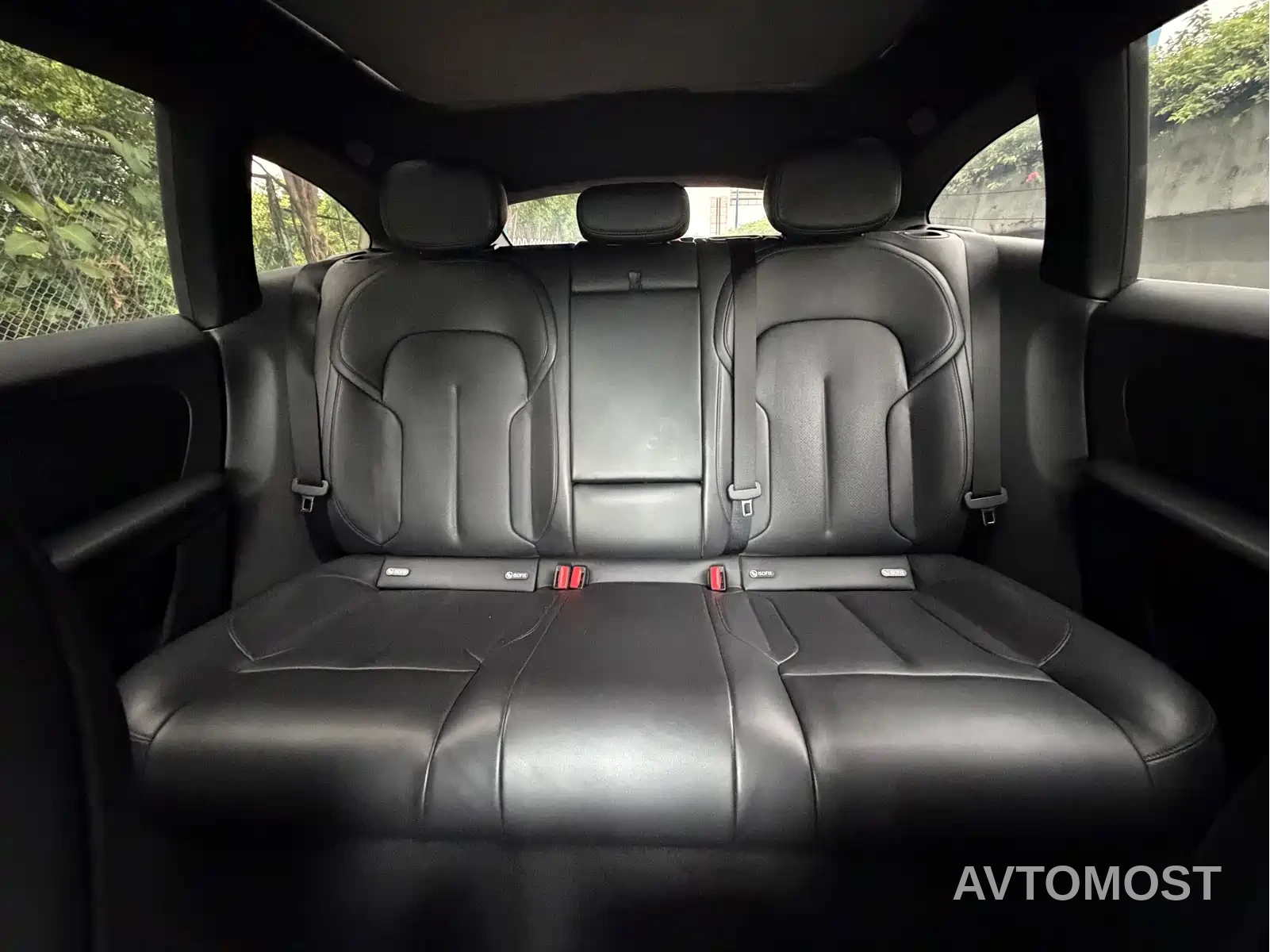 NIO ET5T 2024 75kWh Touring — фото 18