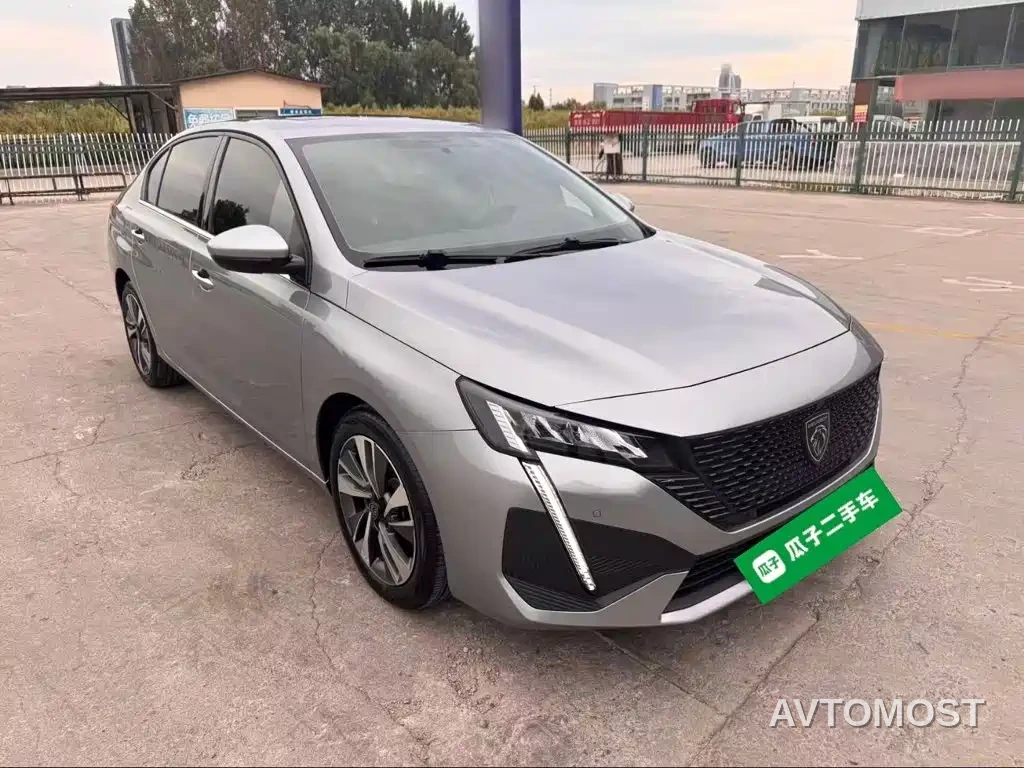 Peugeot 408 2022 1.6T Light Chaser Edition — фото 3
