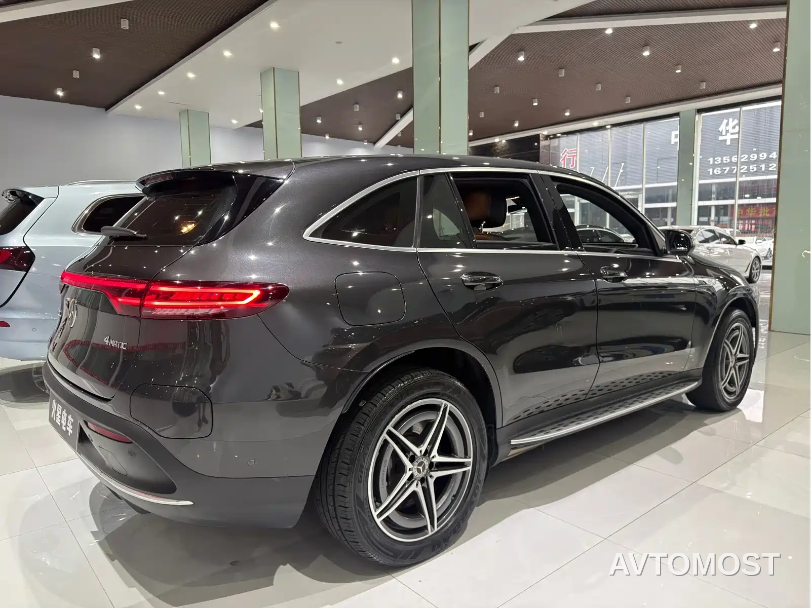 Mercedes-Benz EQC 2021 EQC 400 4MATIC — фото 12