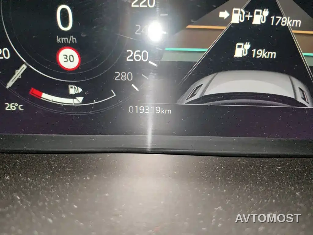 Land Rover Range Rover Evoque New Energy 2022 Range Rover Evoque L P300e Plug-in Hybrid — фото 8