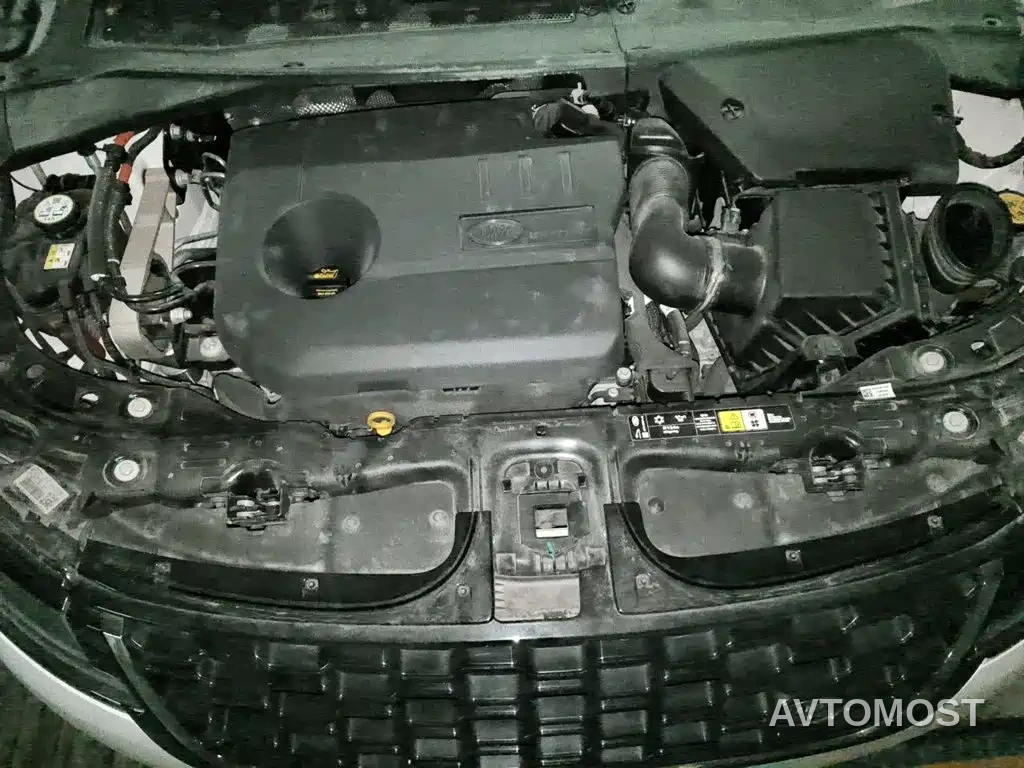 Land Rover Range Rover Evoque New Energy 2022 Range Rover Evoque L P300e Plug-in Hybrid — фото 16