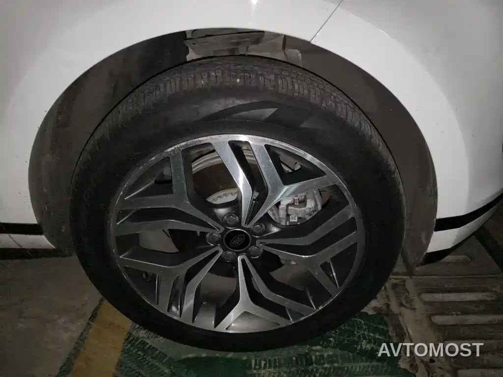 Land Rover Range Rover Evoque New Energy 2022 Range Rover Evoque L P300e Plug-in Hybrid — фото 26