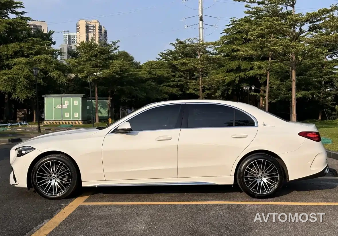 Mercedes-Benz C-Class 2023 C 260 L Sport — фото 4