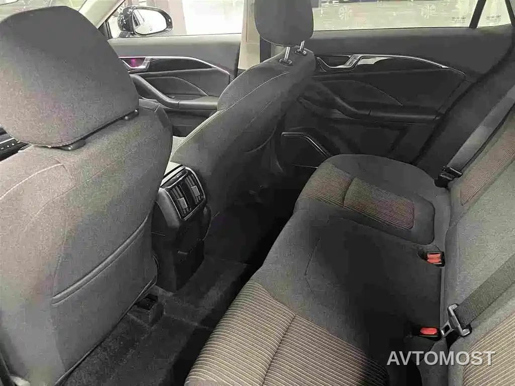 Besturn B70 2022 3rd Gen 1.5T Auto Joy Edition — фото 6