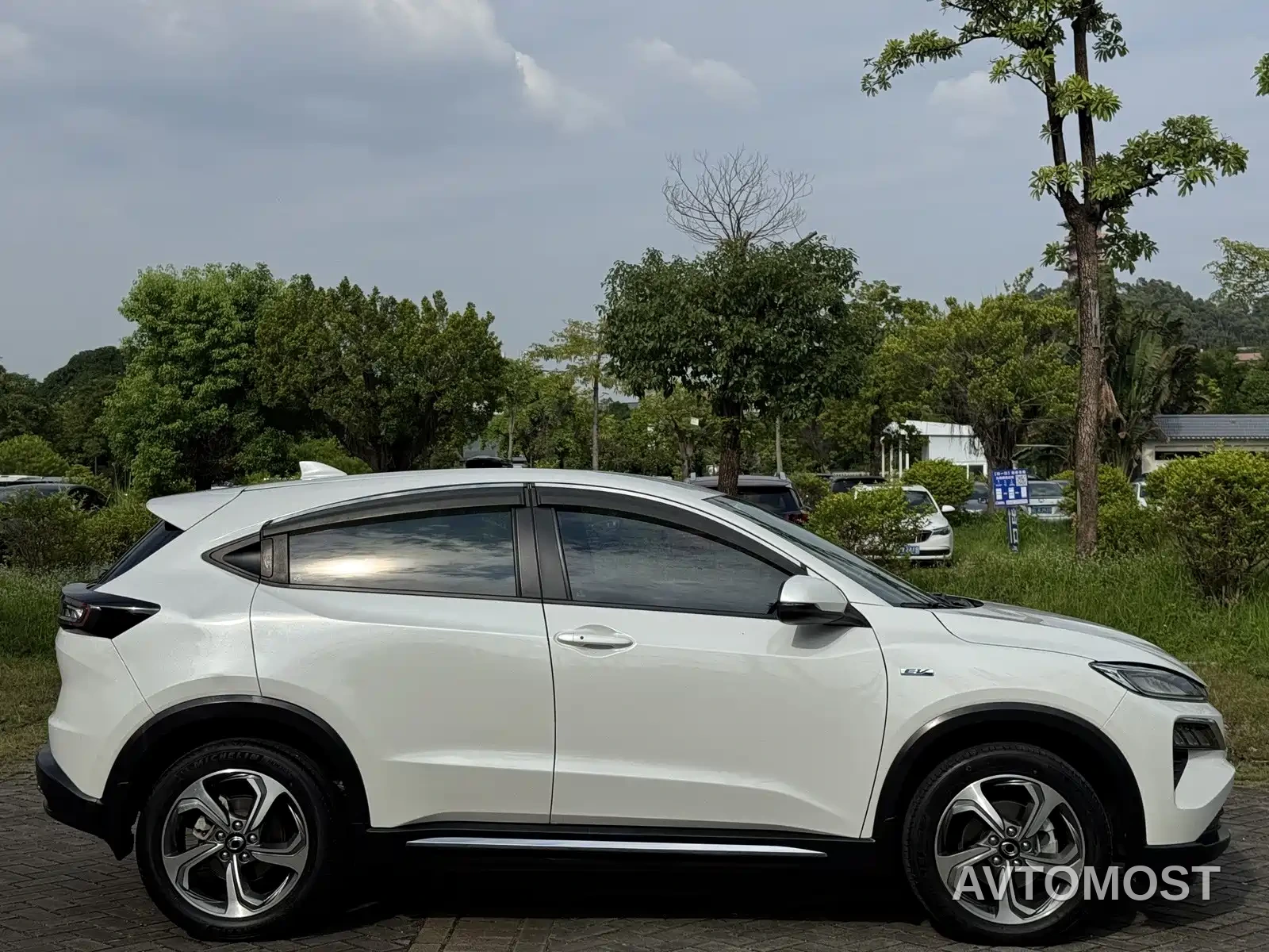 CIIMO Dongfeng Honda M-NV 2021 Shangyi Edition — фото 7