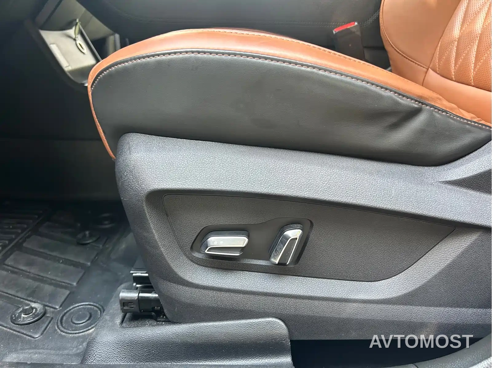 Chery Tiggo 8 PLUS 2022 Kunpeng Edition 390TGDI DCT Luxury Plus — фото 4