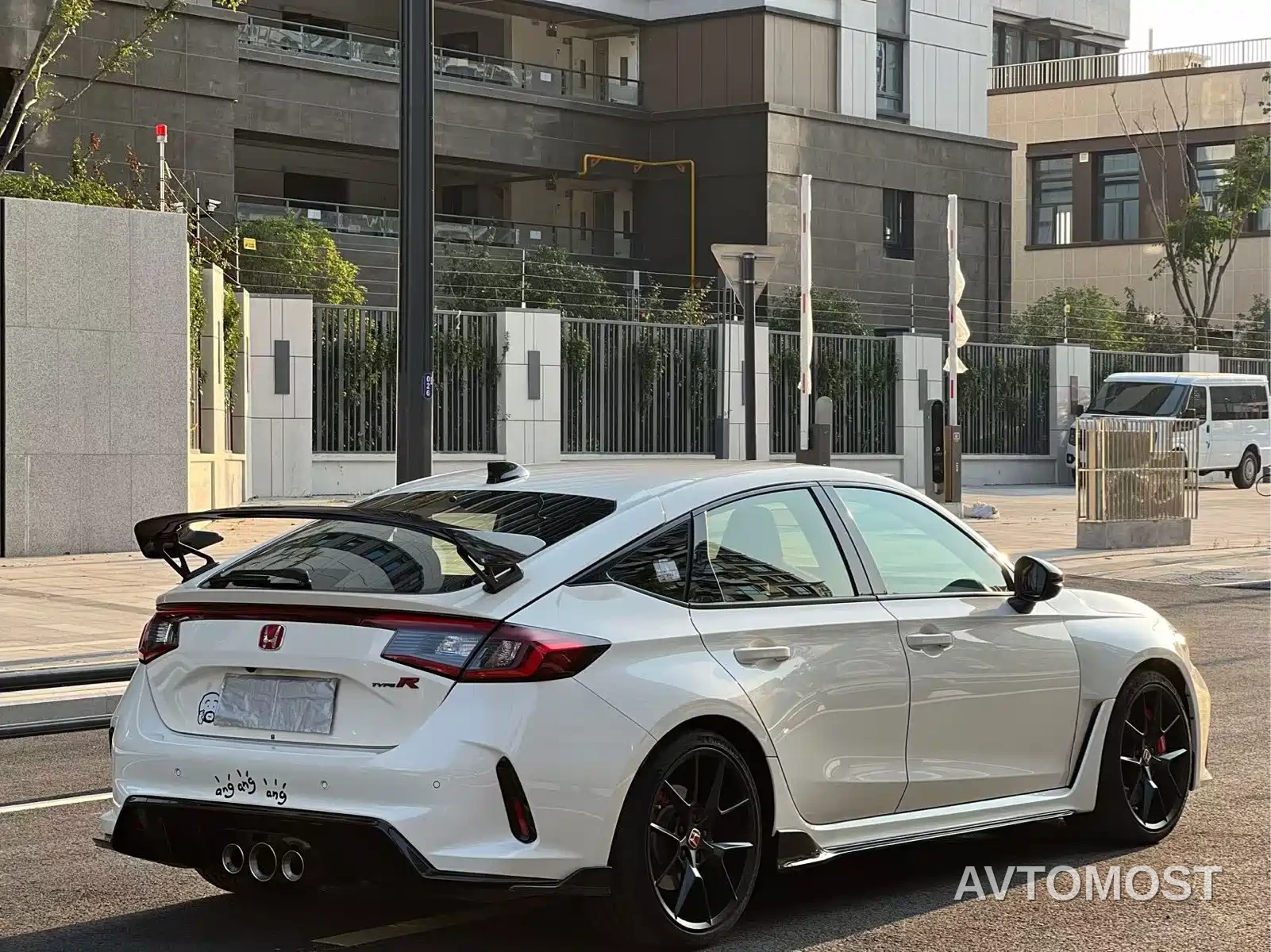Honda Civic (Import) 2023 2.0T 420TURBO TYPE R — фото 6