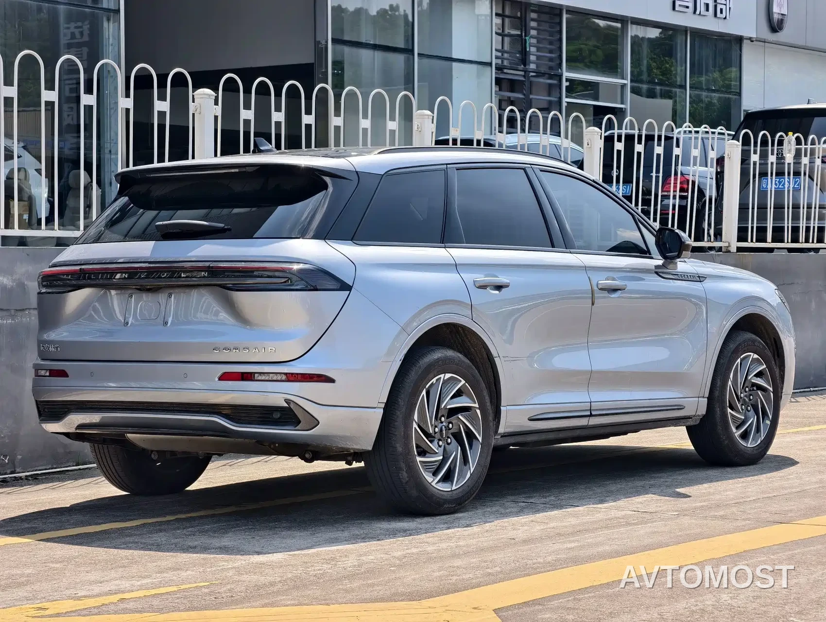 Lincoln Adventurer 2024 1.5T 2WD Premium Hybrid — фото 8
