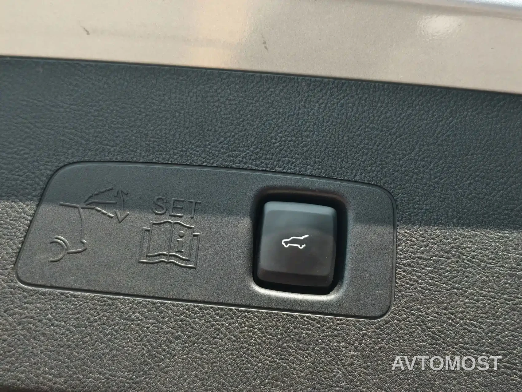 Lincoln Adventurer 2024 1.5T 2WD Premium Hybrid — фото 19