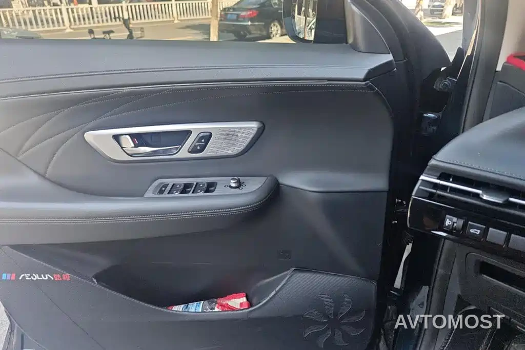Dongfeng Aeolus Haoji 2022 Mach Dual Hybrid 1.5T MHD Dreamer Edition — фото 7