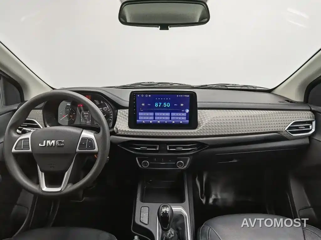 Jiangling Baodian 2023 2.5T Diesel 2WD Comfort Edition Flatbed Long Wheelbase JX4D25A6L — фото 4