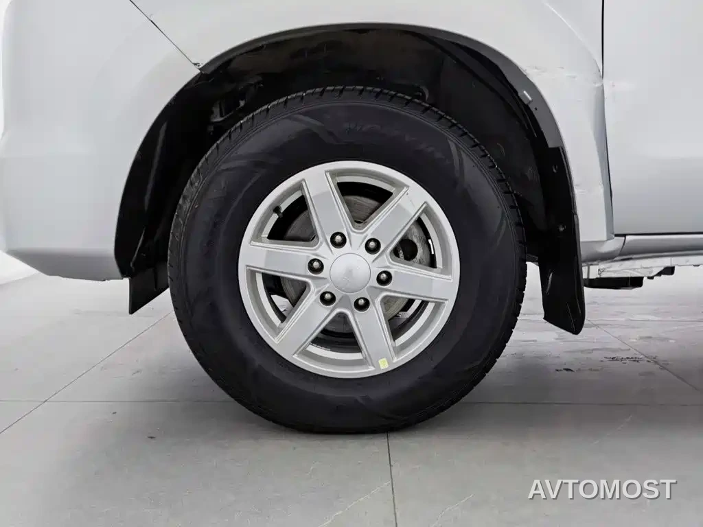 Jiangling Baodian 2023 2.5T Diesel 2WD Comfort Edition Flatbed Long Wheelbase JX4D25A6L — фото 14