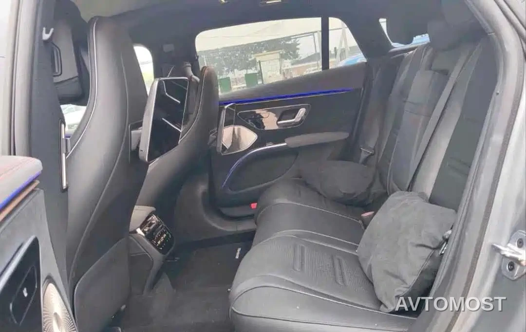 Mercedes-Benz EQS AMG 2023 AMG EQS 53 4MATIC+ — фото 10