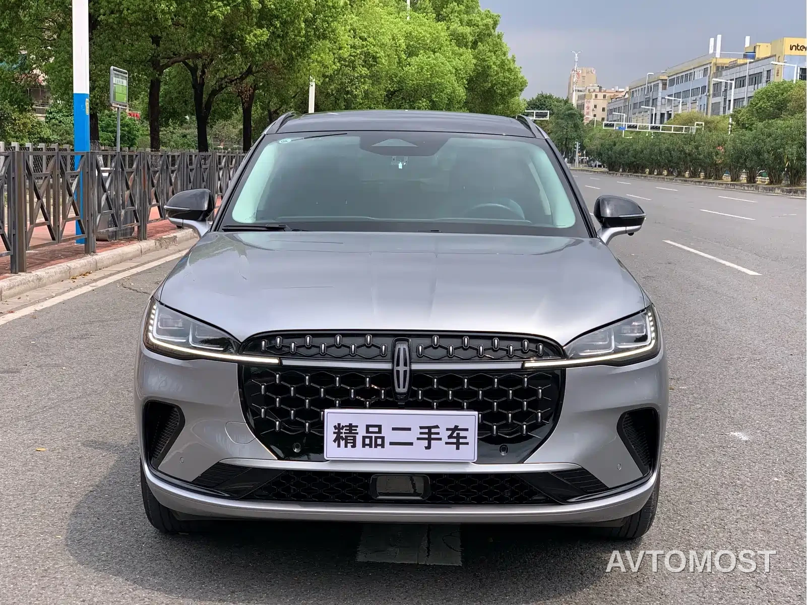Lincoln Adventurer 2024 1.5T 2WD Premium Hybrid — фото 2