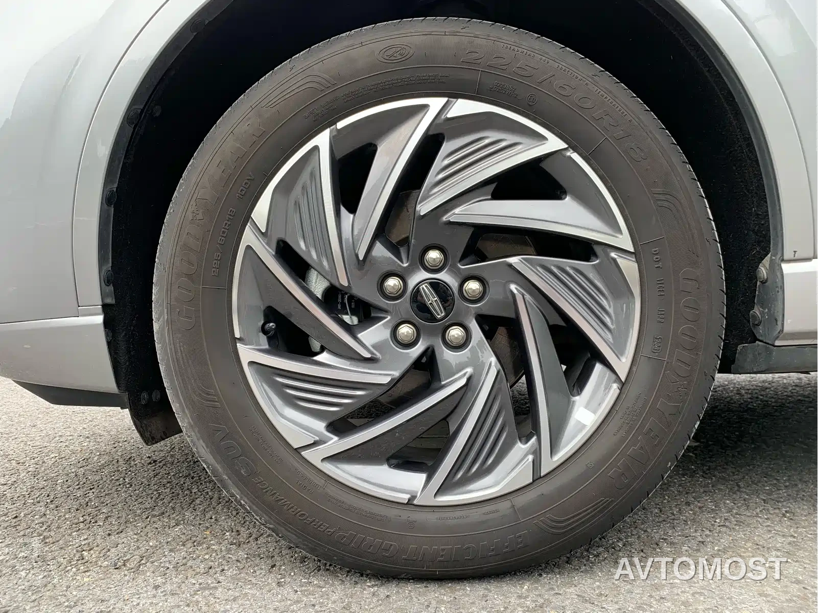 Lincoln Adventurer 2024 1.5T 2WD Premium Hybrid — фото 11