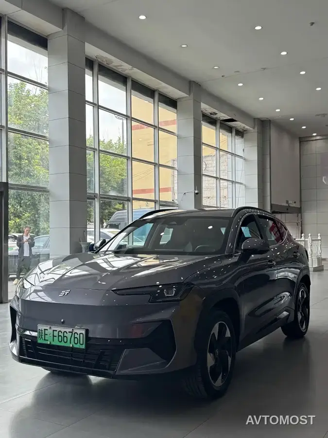 Jetour Shanhai L6 2024 1.5TD DHT MAX