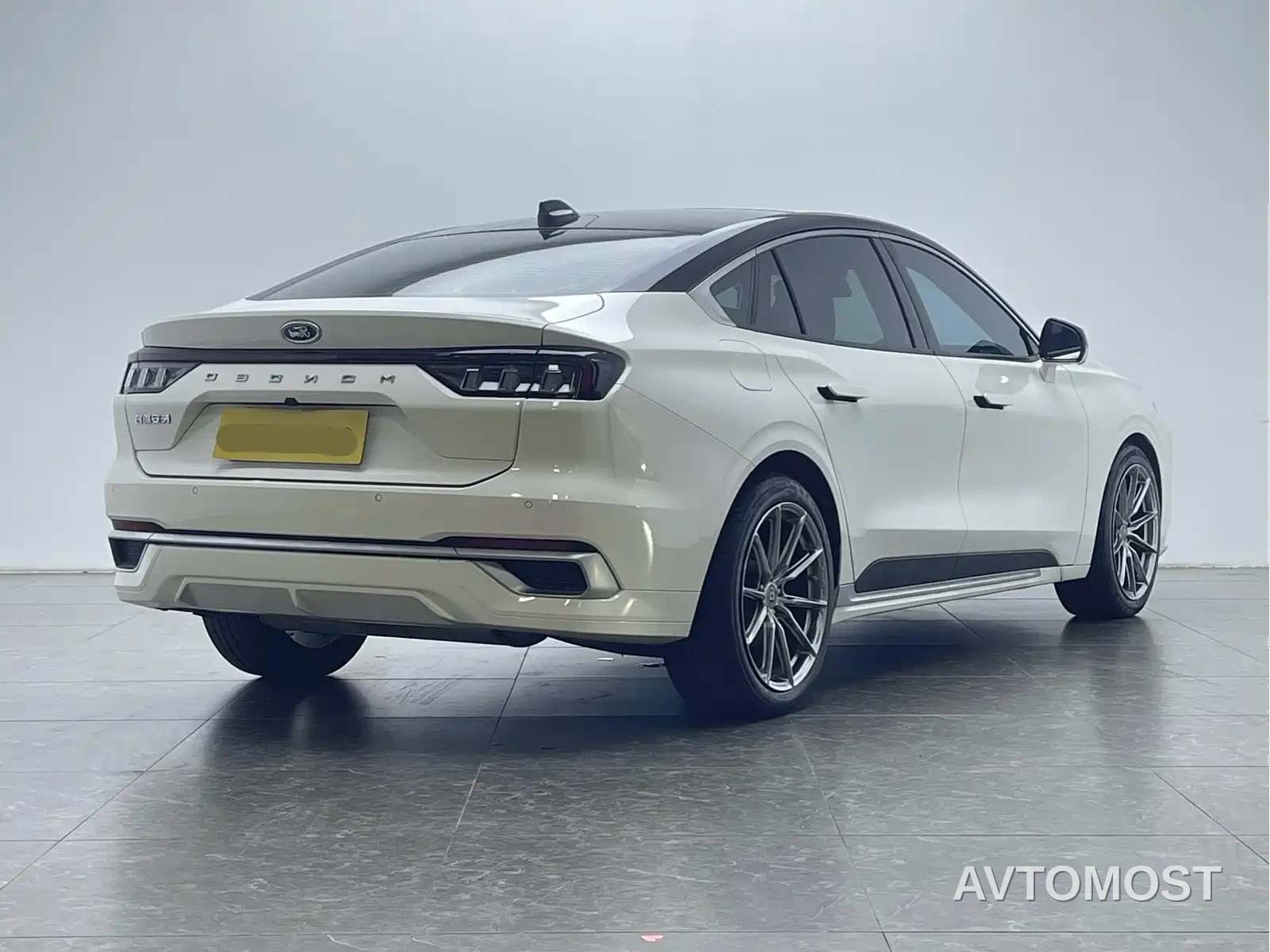 Ford Mondeo 2023 EcoBoost 245 Premium — фото 6