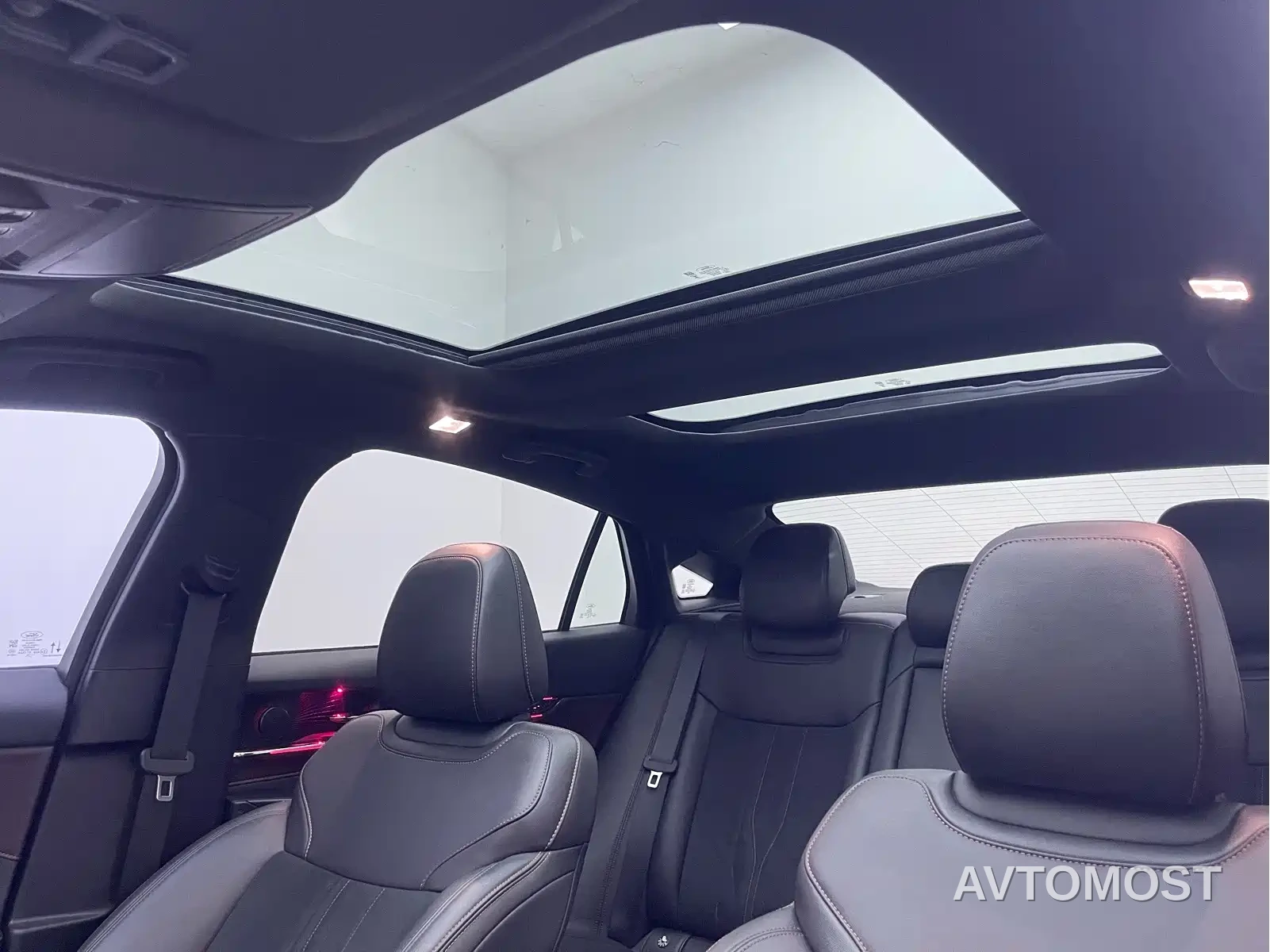 Ford Mondeo 2023 EcoBoost 245 Premium — фото 15