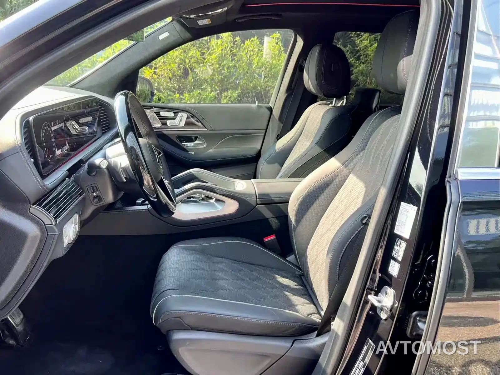 Mercedes-Benz Maybach GLS 2025 GLS 480 4MATIC — фото 4