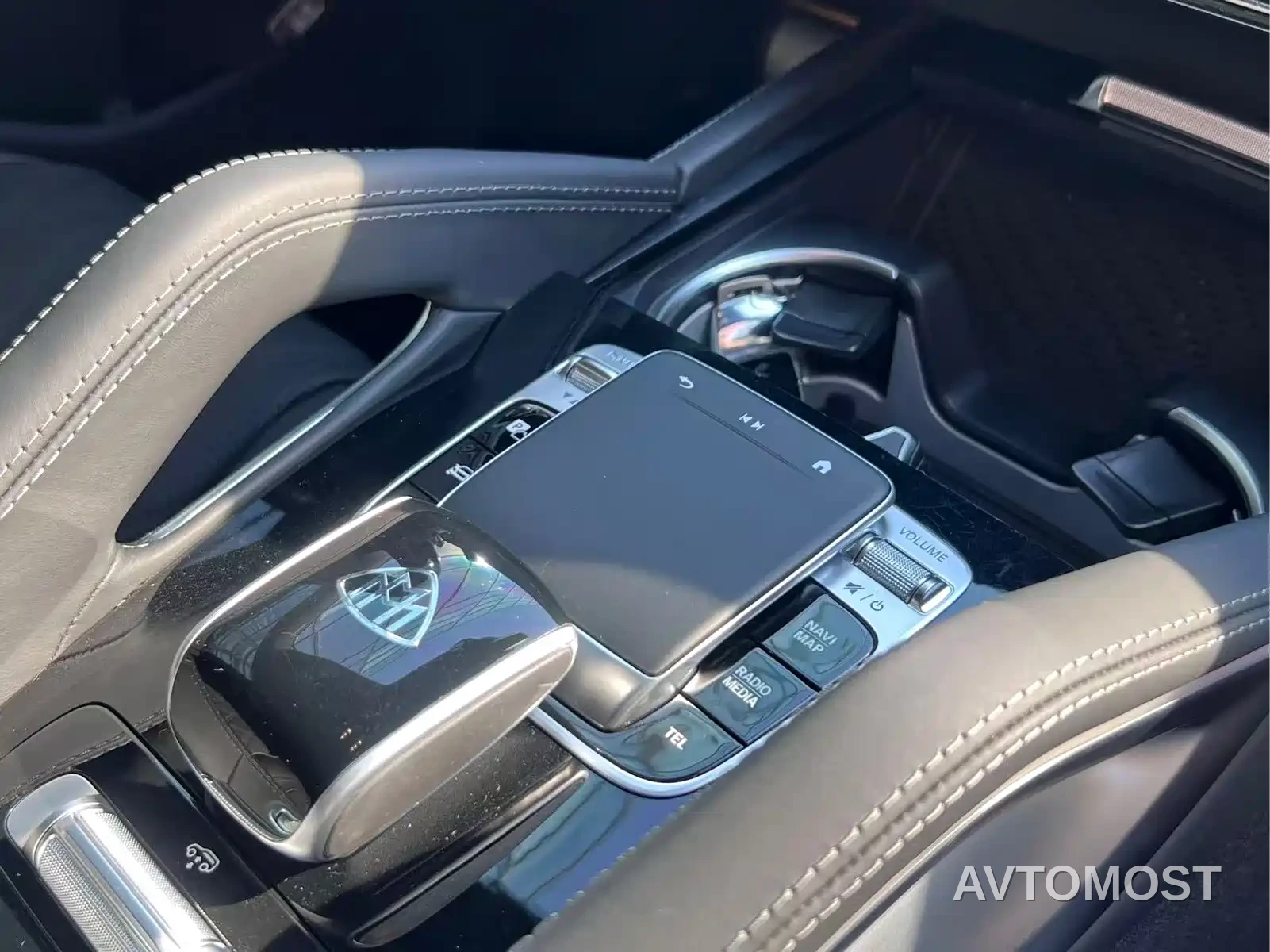 Mercedes-Benz Maybach GLS 2025 GLS 480 4MATIC — фото 13
