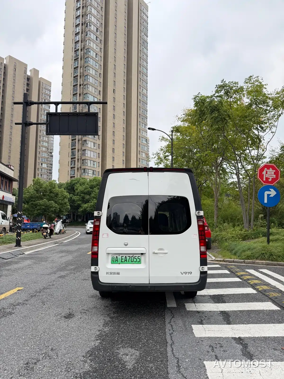 Changan Kaicheng V919 2025 Express Cabin CATL 88kWh Long Wheelbase High Roof Smart 6-seater — фото 4
