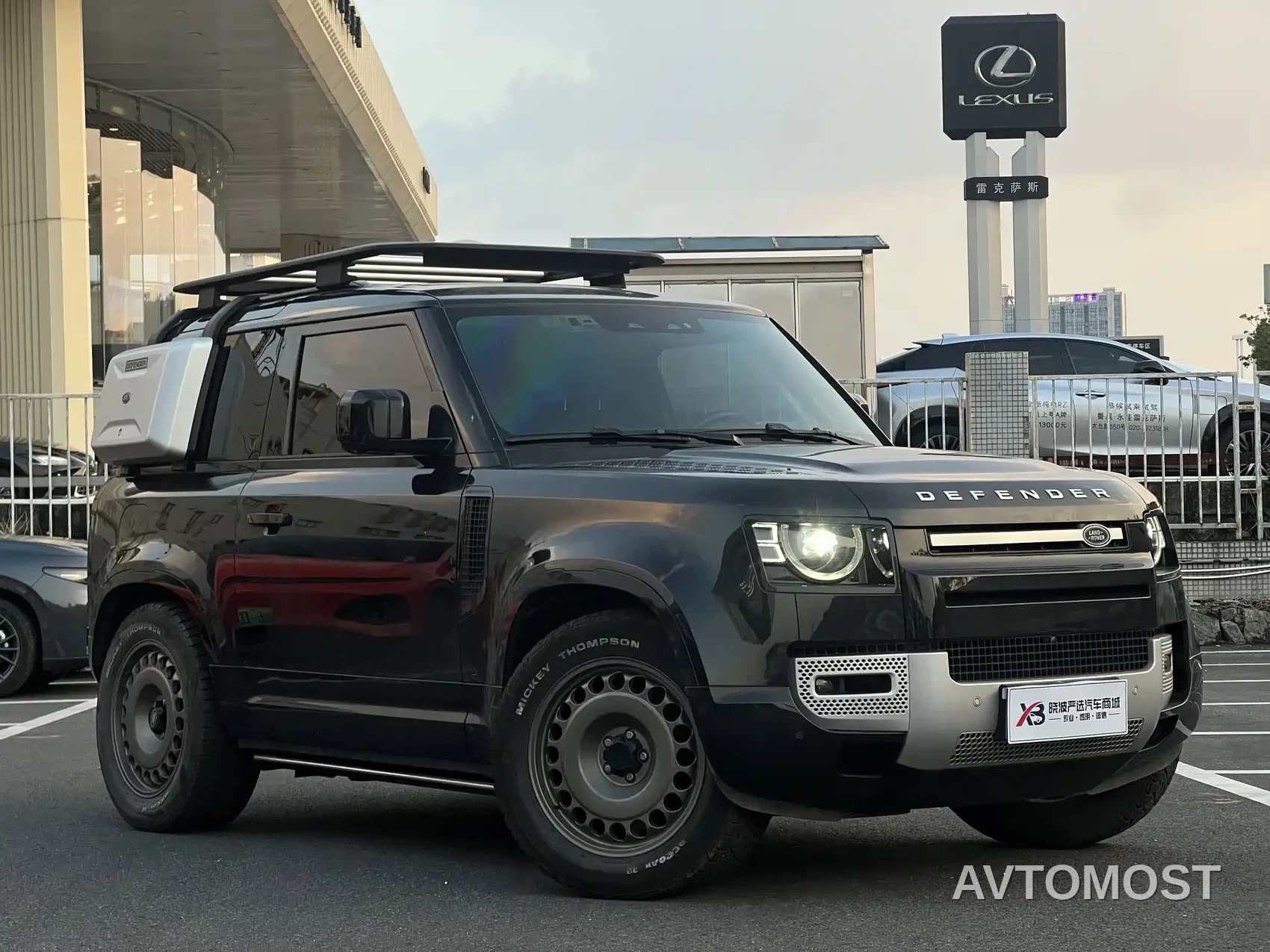 Land Rover Defender 2022 Model 90 3.0T P400 XS — фото 4
