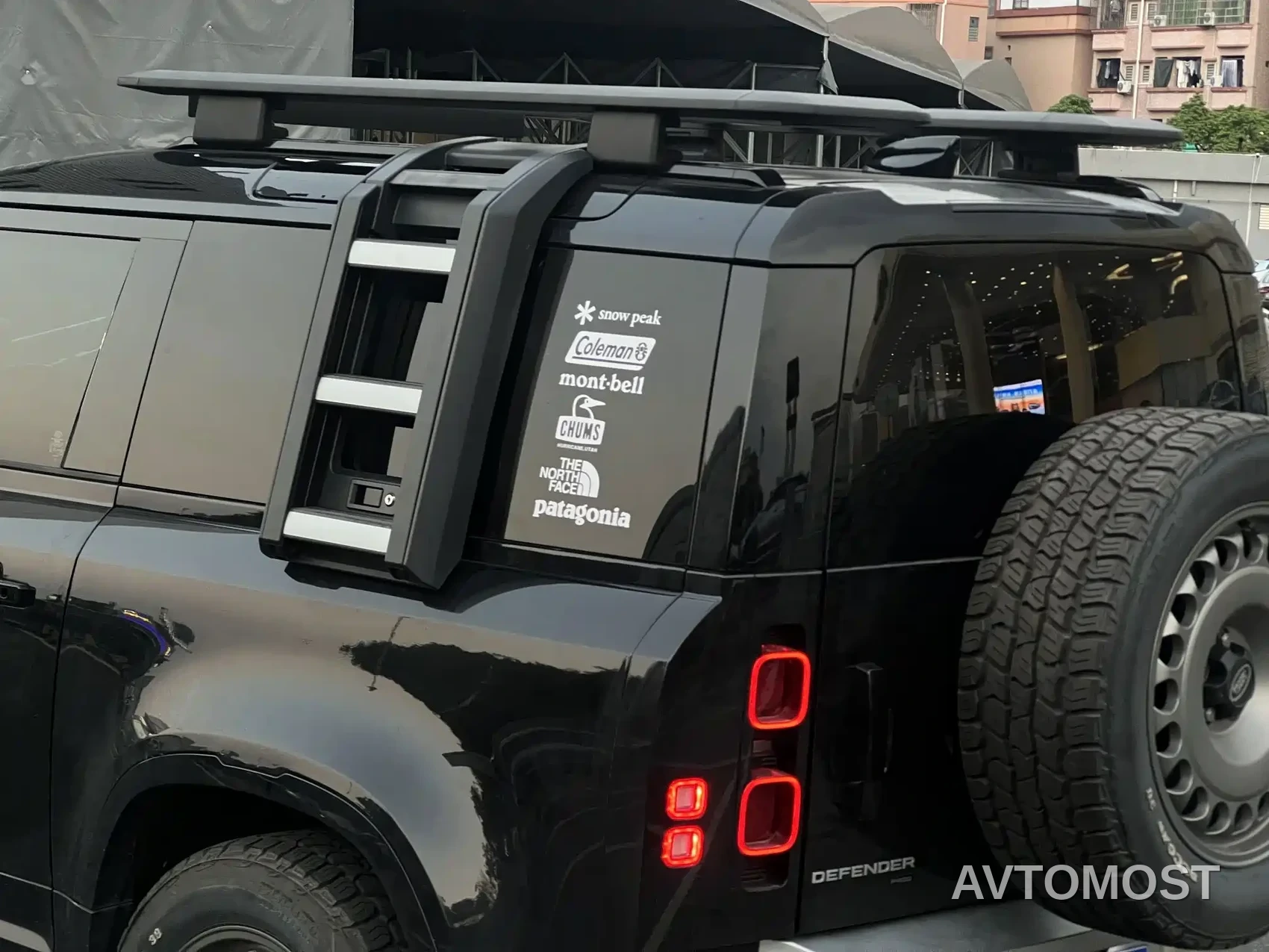 Land Rover Defender 2022 Model 90 3.0T P400 XS — фото 20