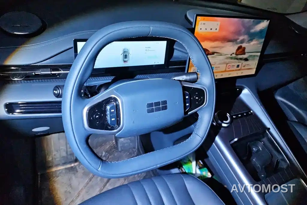 Geely Galaxy M7 — фото 15