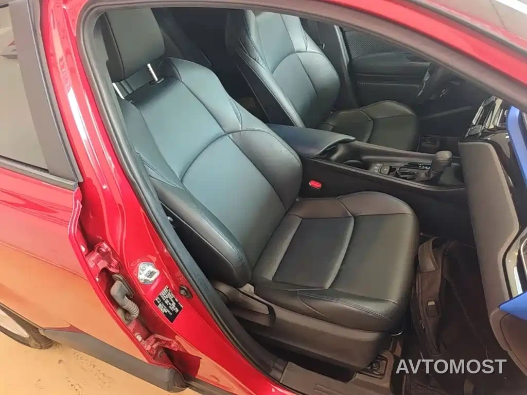 Toyota C-HR 2022 2.0L Leading Edition — фото 24