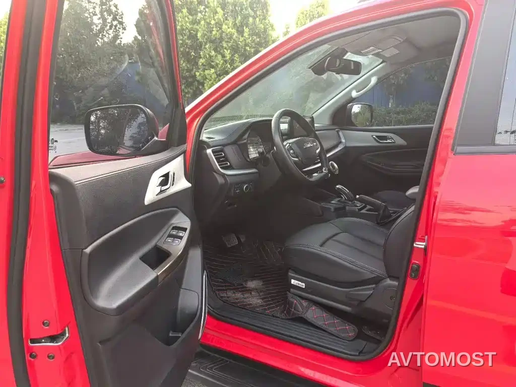 Jiangling Yuhu 7 2022 2.0T Automatic Diesel 4WD Comfort Long Wheelbase — фото 11